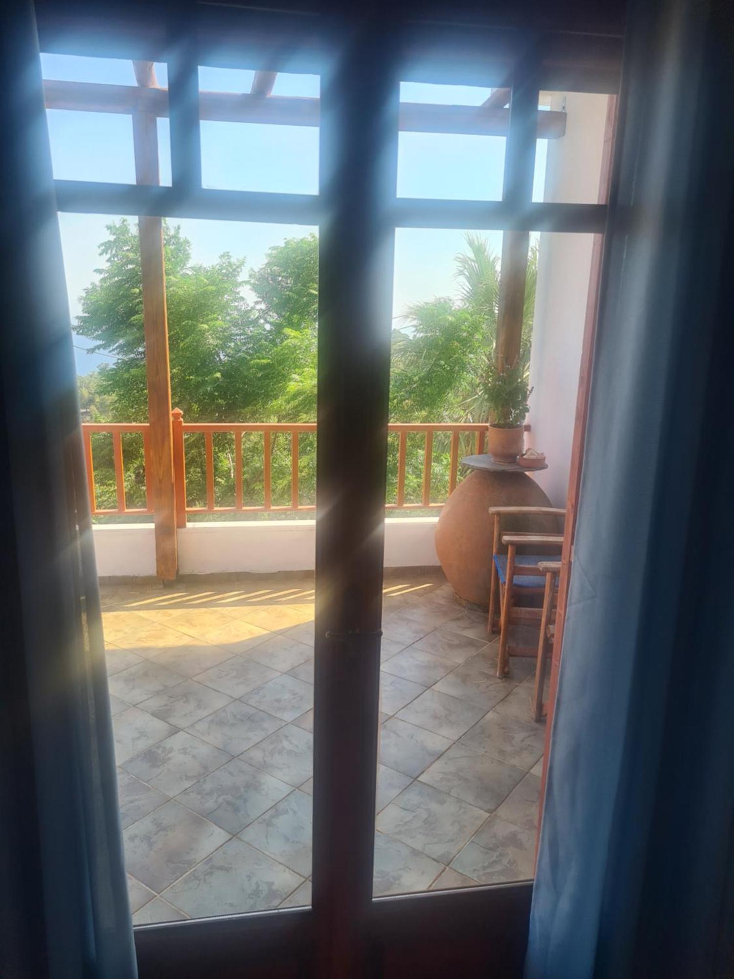 Raches  Spitikariotiko Panoramic Home מראה חיצוני תמונה